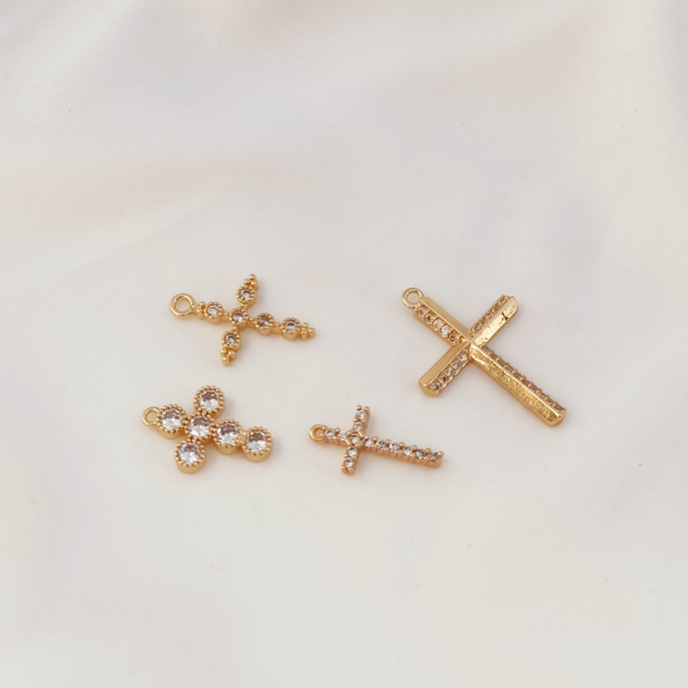 14-каратный позолоченный брасл – обзор и цена Cross Pendant Necklace Gold